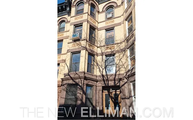 Sold by Douglas Elliman | media 28