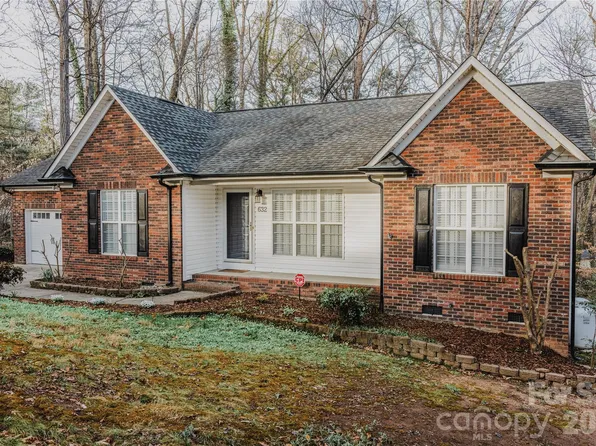 632 Todd Dr NE, Concord, NC 28025