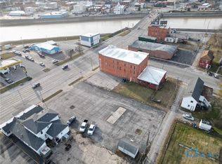 208 E State St, Fremont, OH