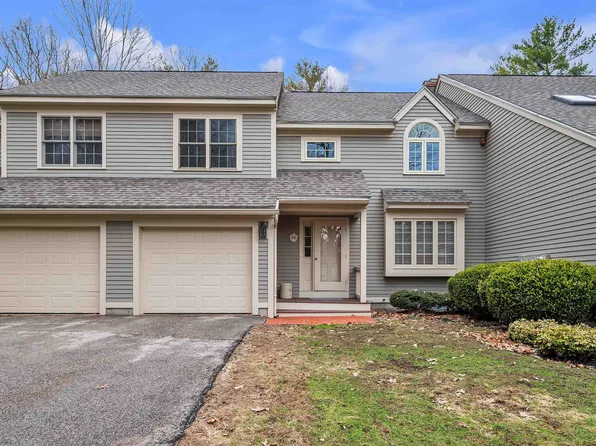 56 Peninsula Drive, Stratham, NH 03885