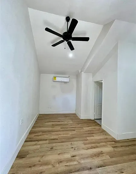 2107 Morrow Ave #B — Photo 2