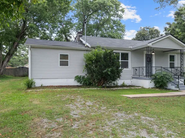 544 Stones River Rd, La Vergne, TN 37086