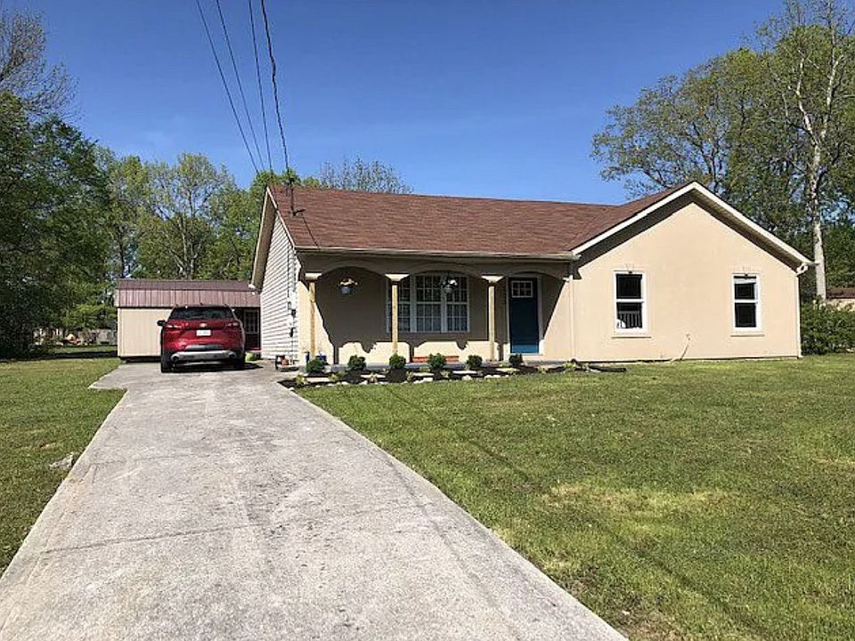 1st image of 103 Whispering Oak Dr