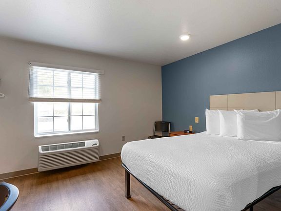 Studio Suite - 1 Full Bed