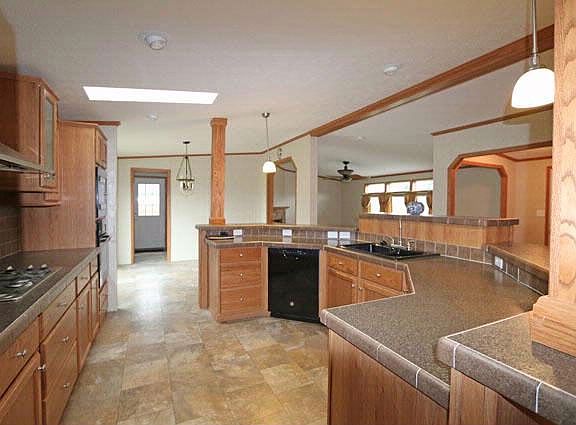 3rd image of 9060 Taylor Ln