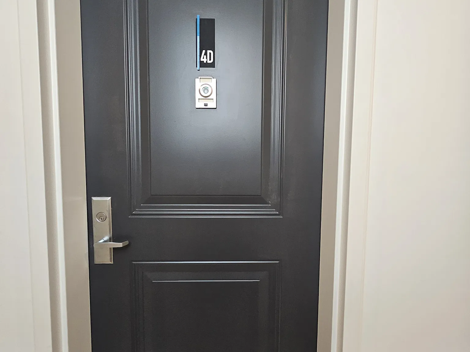 2 bed, 870 sqft, $2,995 — Photo 4