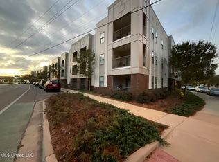 290 Russell St APT 211, Starkville, MS 39759