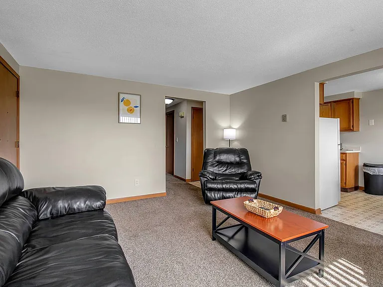 2719 Oppenheim Ct #2 — Photo 9