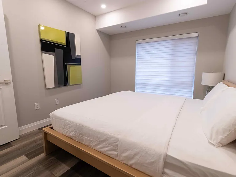 5971 Dorchester Rd — Photo 36