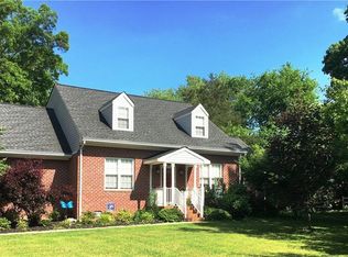 107 S James St, Ashland, VA 23005