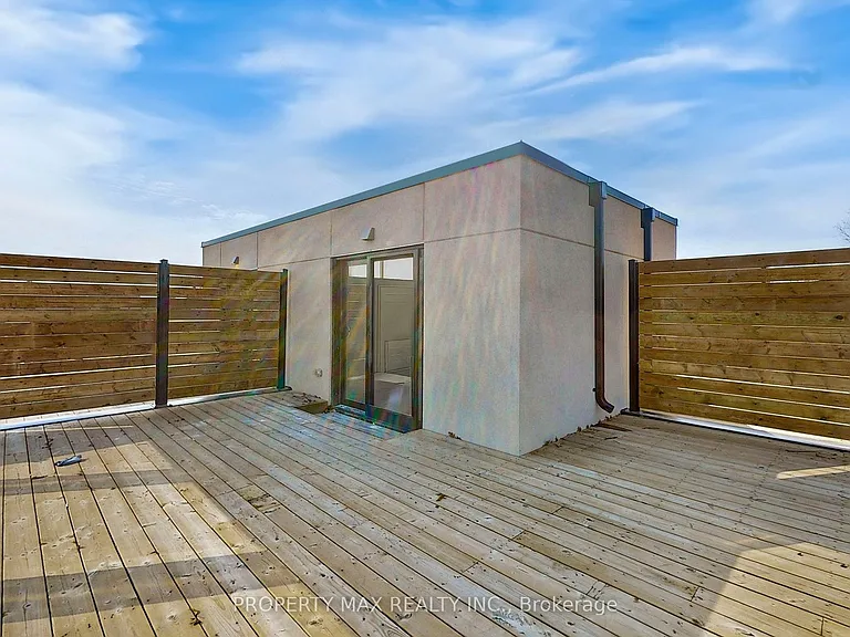 170 Clonmore Dr #9 — Photo 36