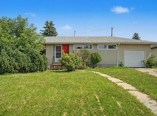 8215 149th St NW, Edmonton, AB T5R1B1