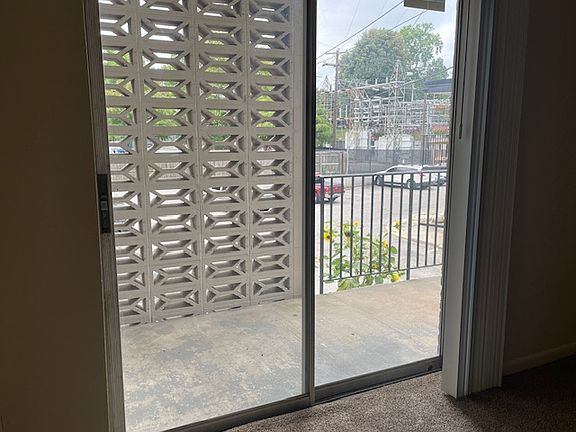 2nd image of 444 S Ashland Ave #B-12