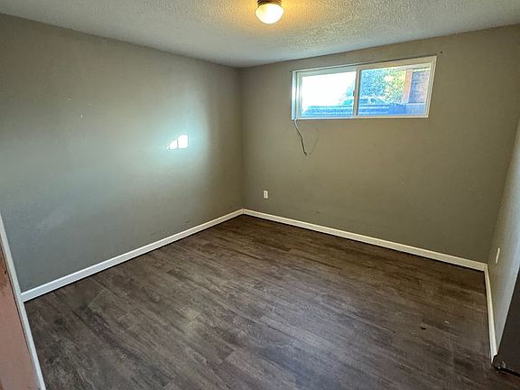 5th image of 1724 14th Ave S #1/2