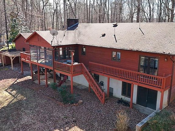 2nd image of 433 Oak Run