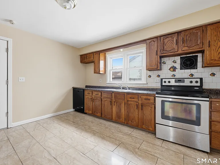972 Capitol Ave #1 — Photo 8