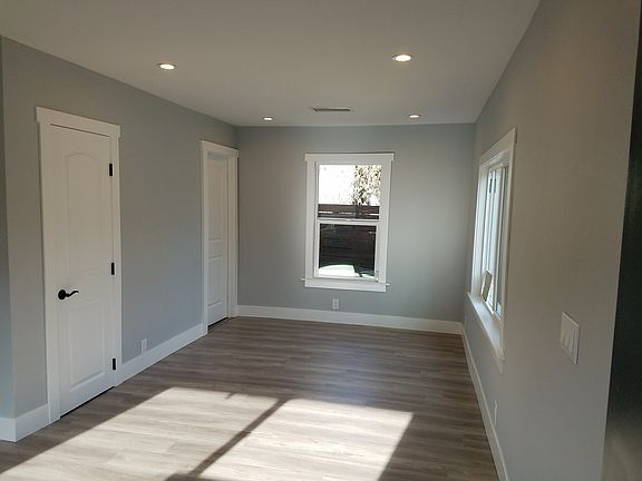 2nd image of 3525 Portola Ave