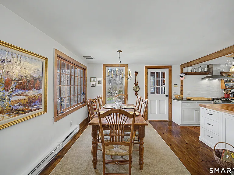 75 Lake Lillinonah Rd N — Photo 6