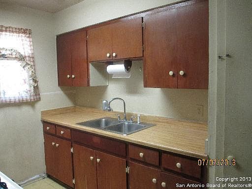 4th image of 1503 MOORTOWN ST