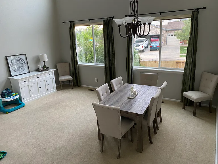 2165 Primrose Ln — Photo 4