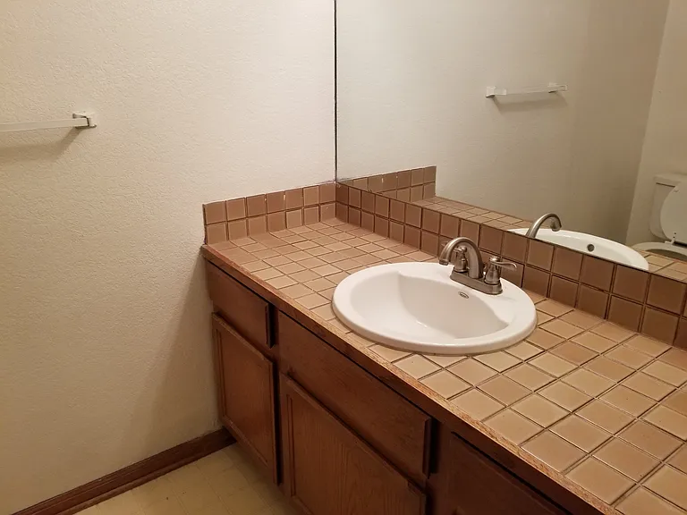 916 44th Avenue Ct #28 — Photo 19