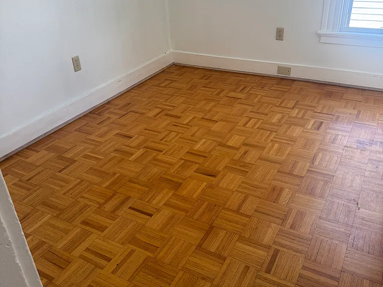 281 Lloyd St #2 — Photo 8