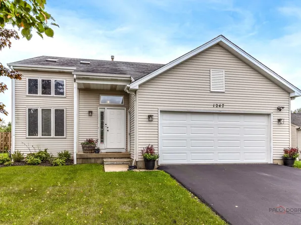 1247 Pheasant Run, Zion, IL 60099