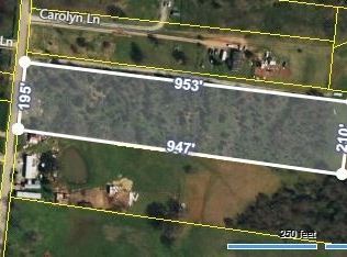 1072 Disneyland Rd, Sparta, TN 38583