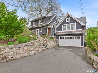 41 Grove St, Cos Cob, CT 06807