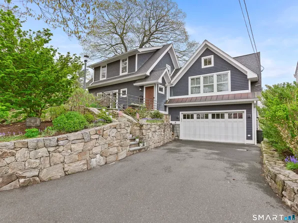 41 Grove St, Cos Cob, CT 06807