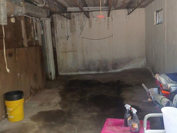 5th image of 1900 Hildred Ave