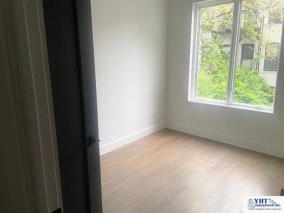 3rd image of 410 E 28th St #1E