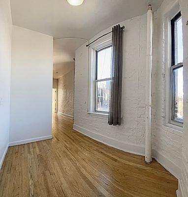 3rd image of 120 Mac Dougal St #25