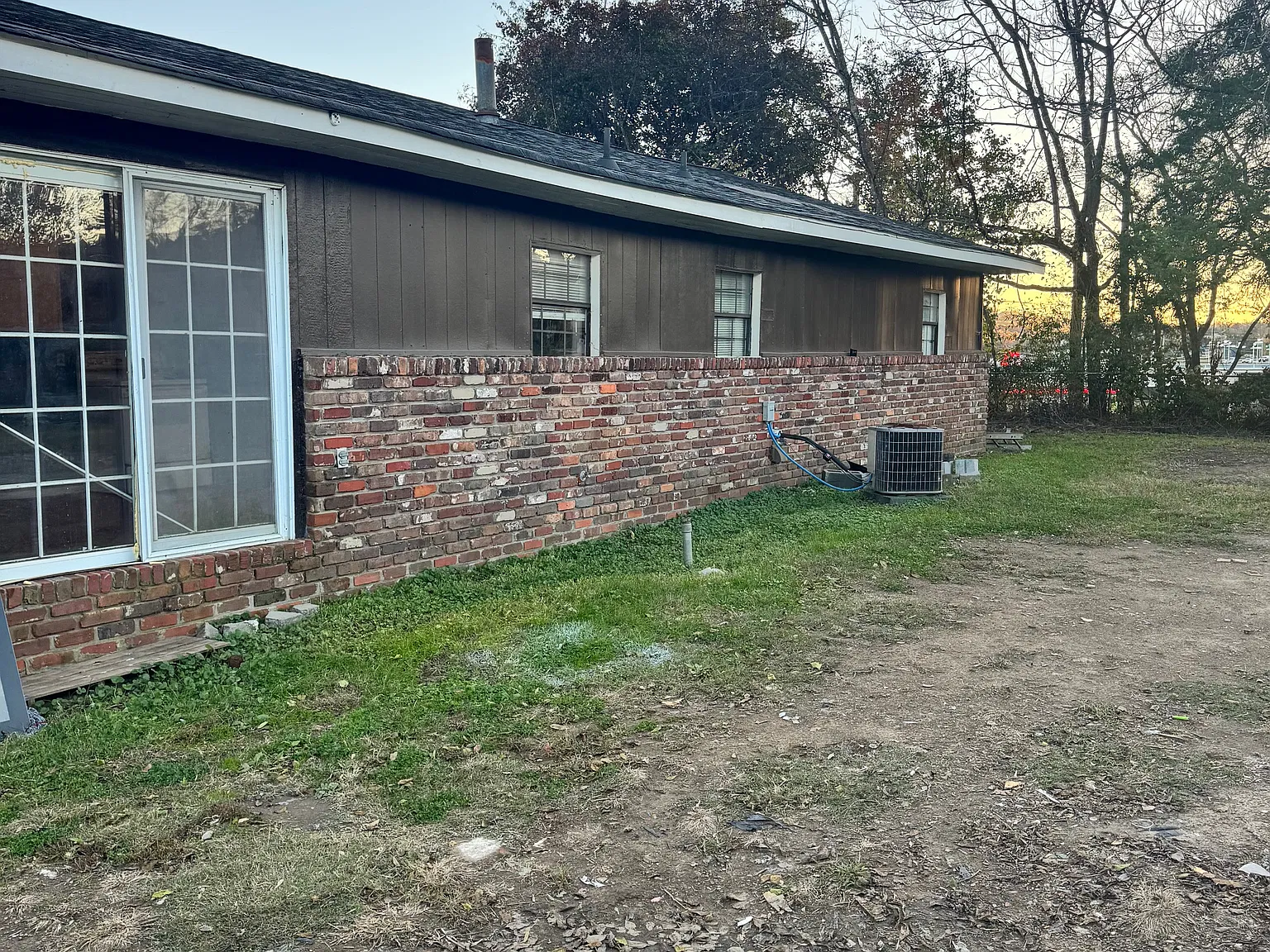 3 bed, 1352 sqft, $1,900 — Photo 3