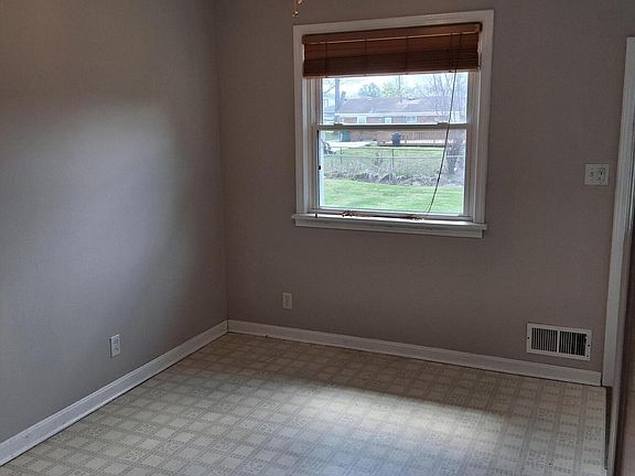 4th image of 5204 Nettie Way