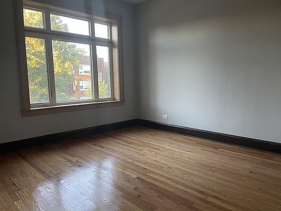 4th image of 5357 W Montrose Ave Suite 2
