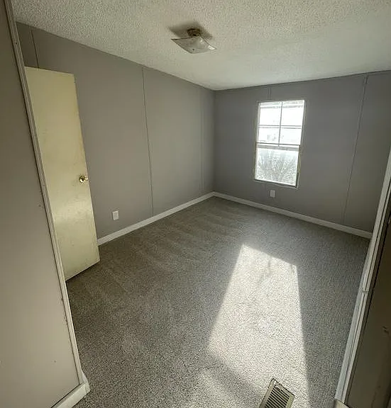 1064 Cassie Lynn Dr — Photo 12