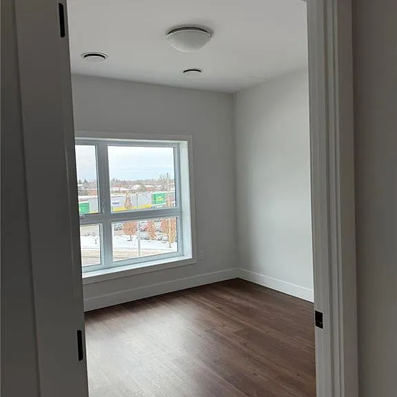 1000 Lackner Pl #401 — Photo 5