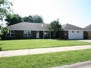 2505 S Washington St, Siloam Springs, AR 72761