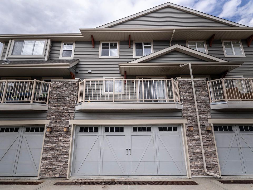 1st image of 117 Callaghan Dr SW
