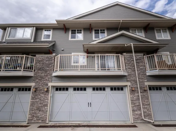 117 Callaghan Dr SW, Edmonton, AB T6W 0J8