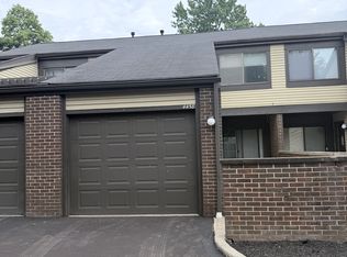4458 Periwinkle Ln #4458, Cleveland, OH 44143
