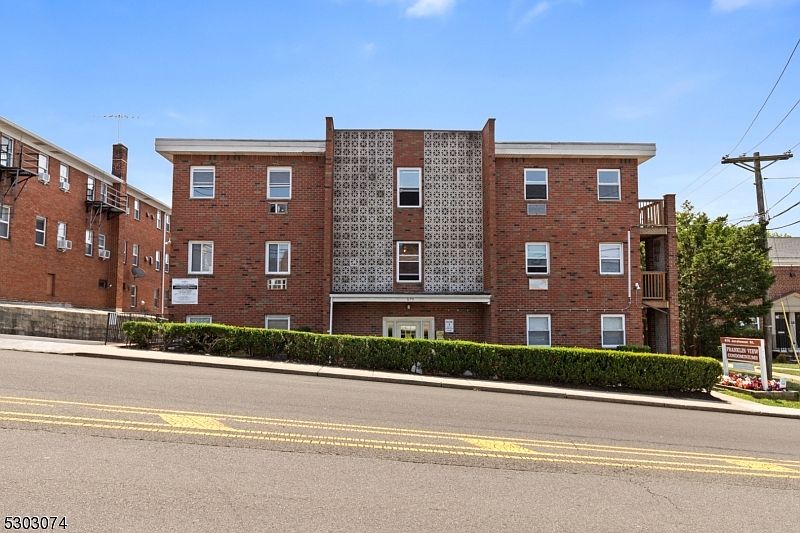 1st image of 675-681 Joralemon St B-6