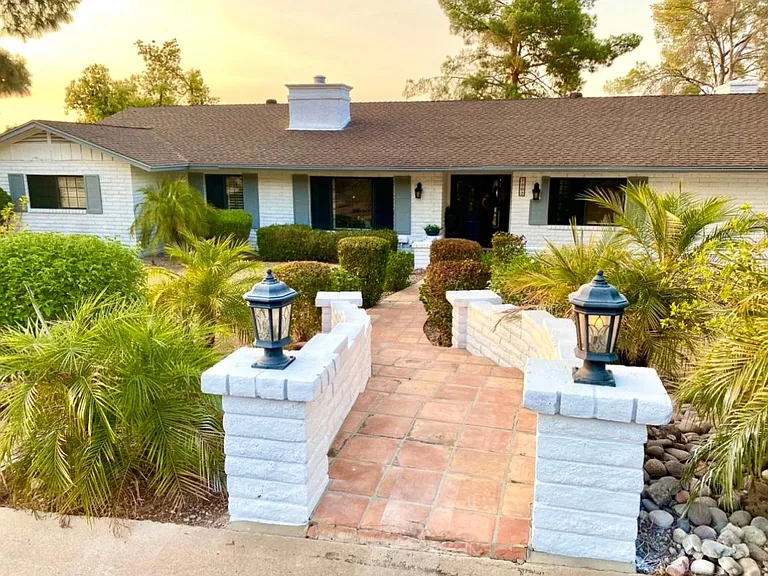 1502 W Aster Dr — Photo 17
