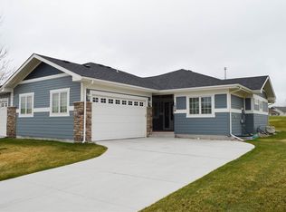 1029 Whispering Hls, Cheyenne, WY 82009
