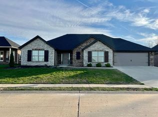 6099 Cardrona Dr, Cape Girardeau, MO 63701