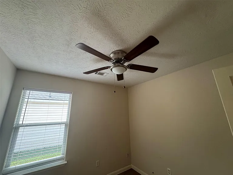 4818 Comal River Loop — Photo 21