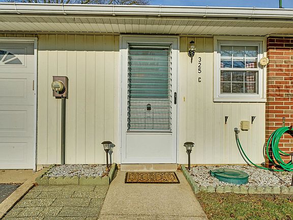 2nd image of 325C Coventry Ct