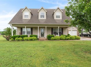 7308 New Hope Rd, Hackett, AR 72937
