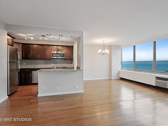 5th image of 3550 N Lake Shore Dr APT 2617